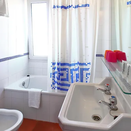 Hotel Caleta *