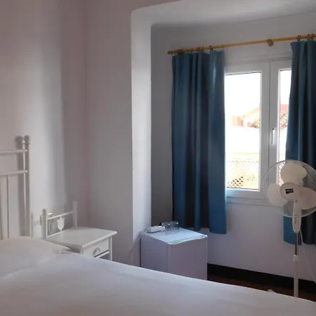 Hotel Caleta *